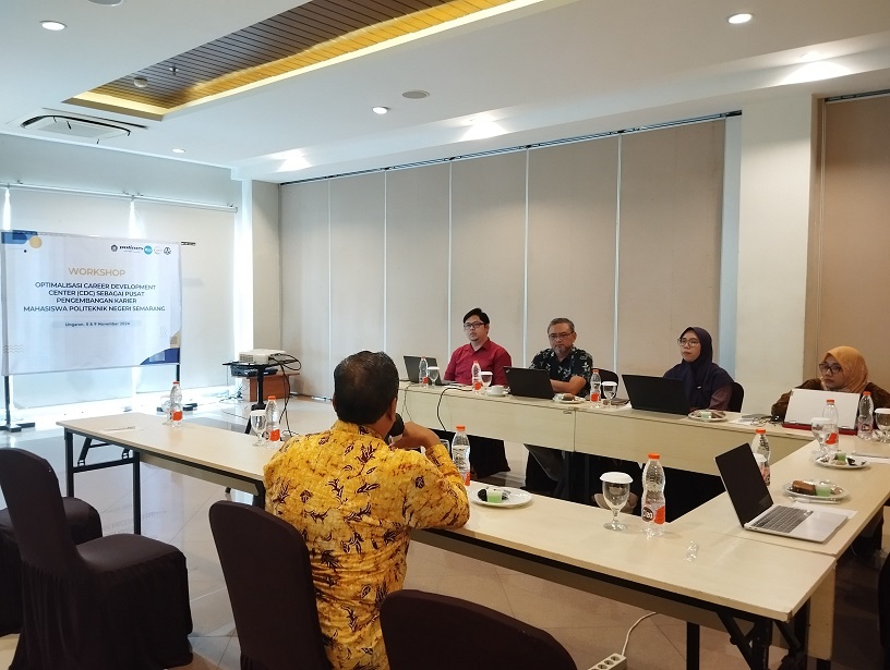 UPA ICT Team Participates in CDC Optimization Workshop as a Career Development Center for Polines Students